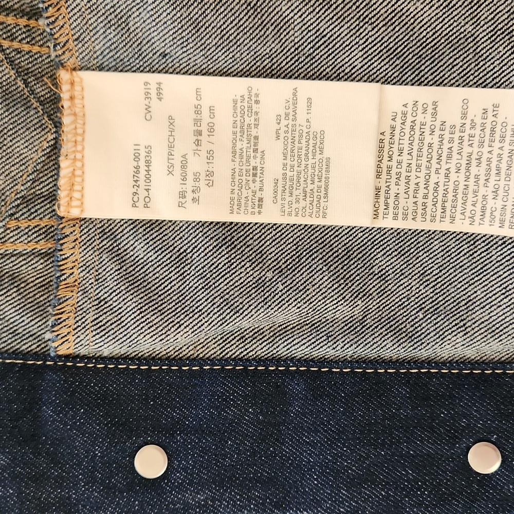 Levi’s Mens Classic Trucker Original Denim Jean Jacket Indigo Blue Size XS Levis - Picture 12 of 12